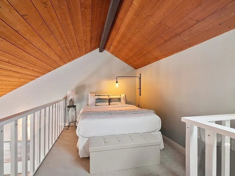 737 Seacoast Dr — Photo 11