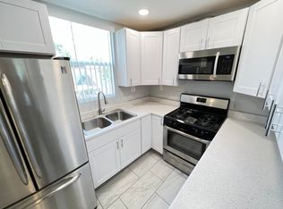 132 S Lemon Ave, Azusa, CA 91702