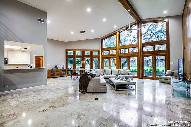 1st image of 415 Country Ln