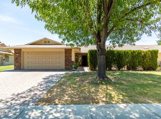 19017 N Signal Butte Cir, Sun City, AZ 85373