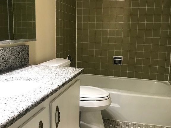 5th image of 7502 Farmingdale Dr APT 209