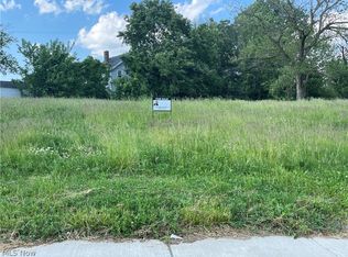 14801 Woodworth Rd, Cleveland, OH 44112