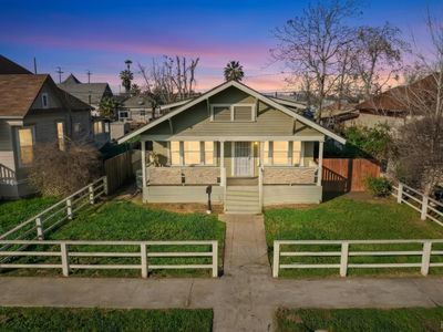 210 E 11th St, Hanford, CA, 93230