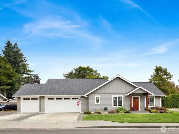 1200 W Park Street, Lynden, WA 98264