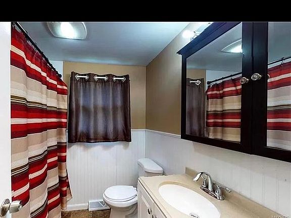 5th image of 59 Patsy Ln
