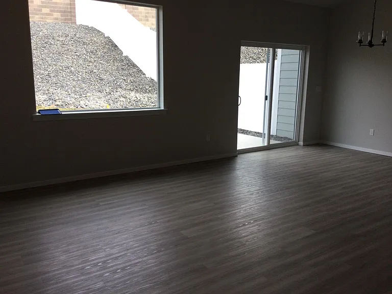 5621 Remington Dr — Photo 11