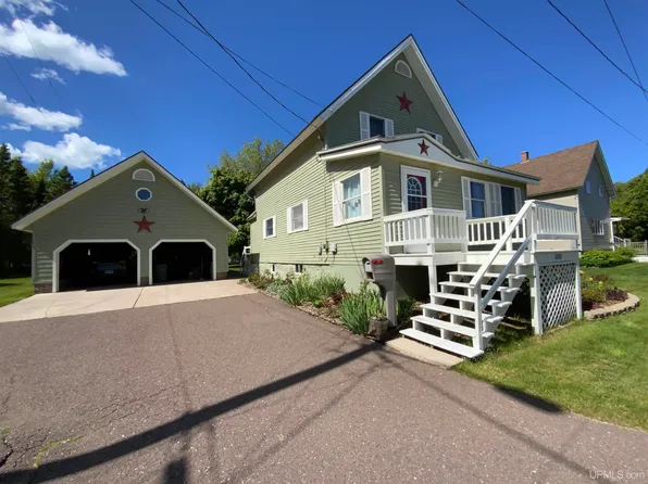 25927 W Cemetery St, Calumet, MI 49913