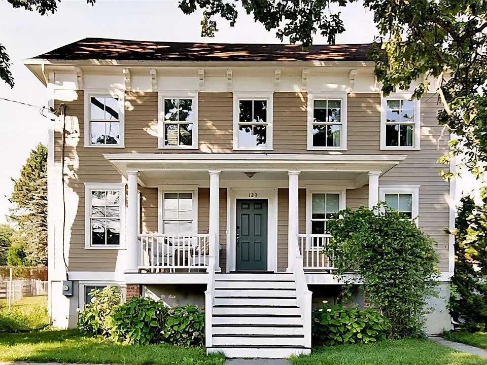 120 Verplanck Ave