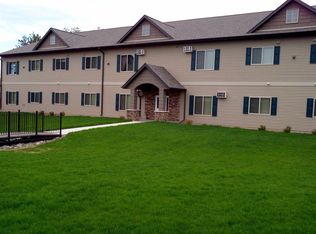 120 Sunshine Cir #14, Chippewa Falls, WI 54729