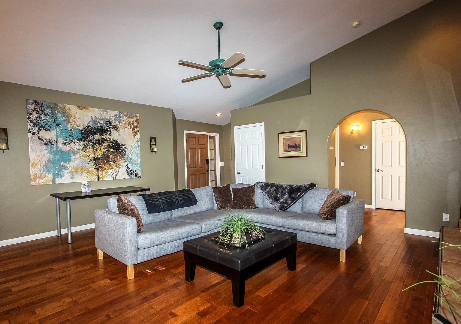 Furnished Home in Cathedral Pines — Photo 3