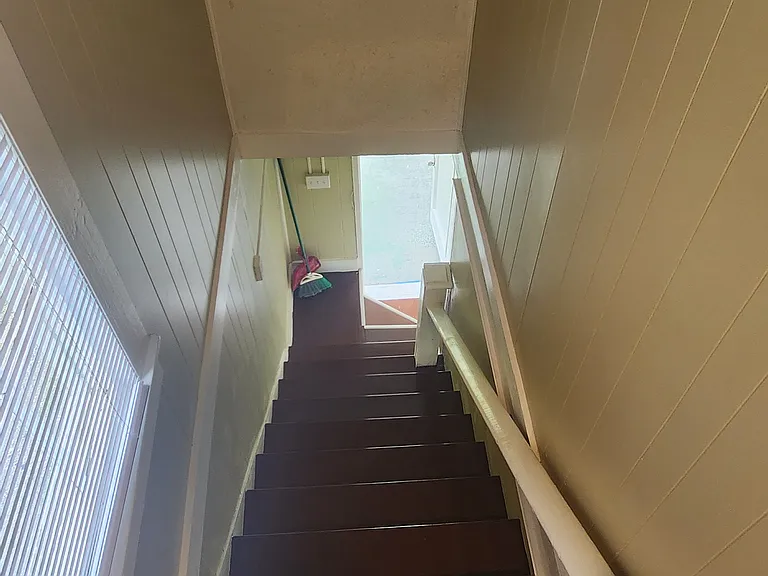118 W 54th St #B — Photo 11