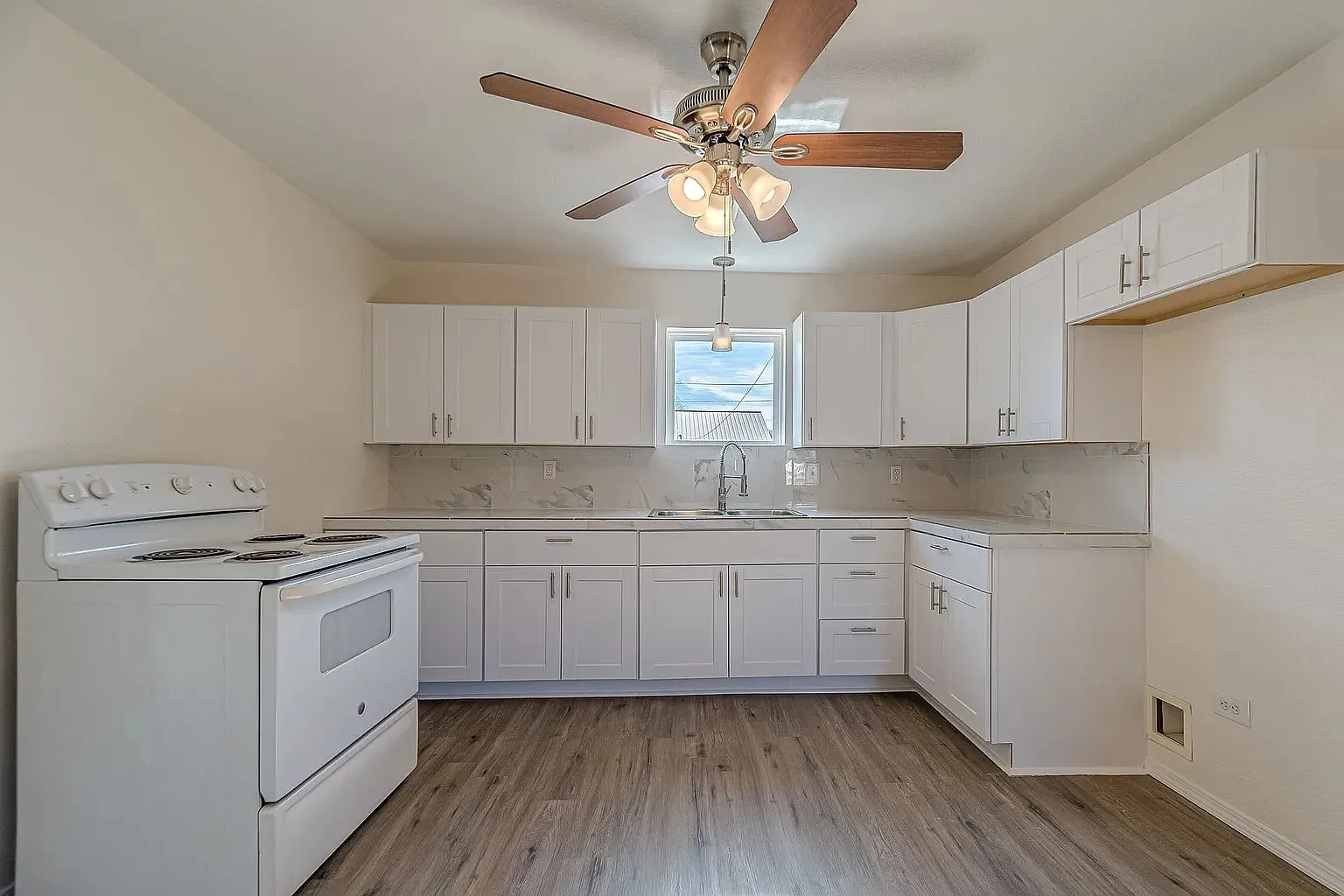 509 Brown Avenue - 1 — Photo 1