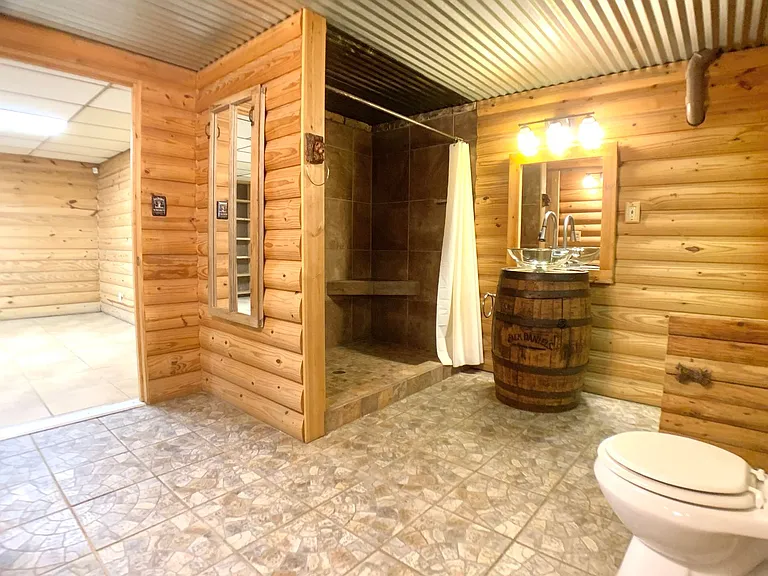 3401 Oak Lawn Dr — Photo 6