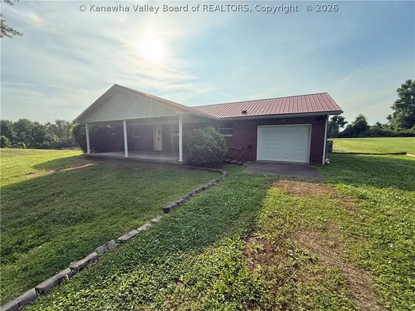 468 Grandview Ave, Point Pleasant, WV 25550