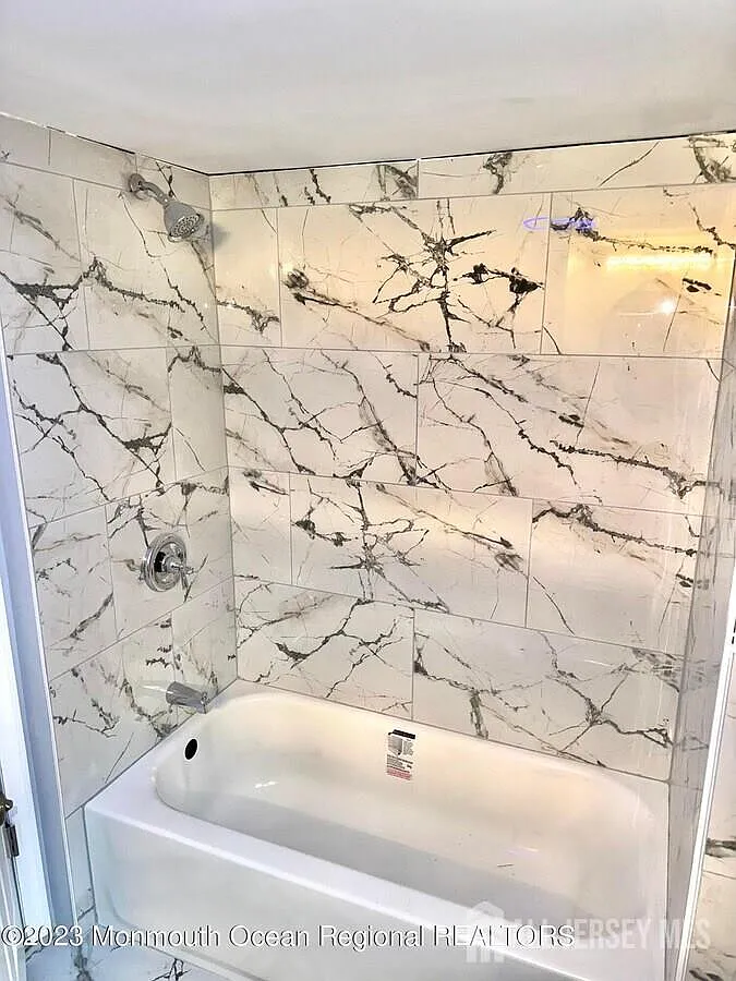 2 bed, 2.0 bath, $3,000 — Photo 2