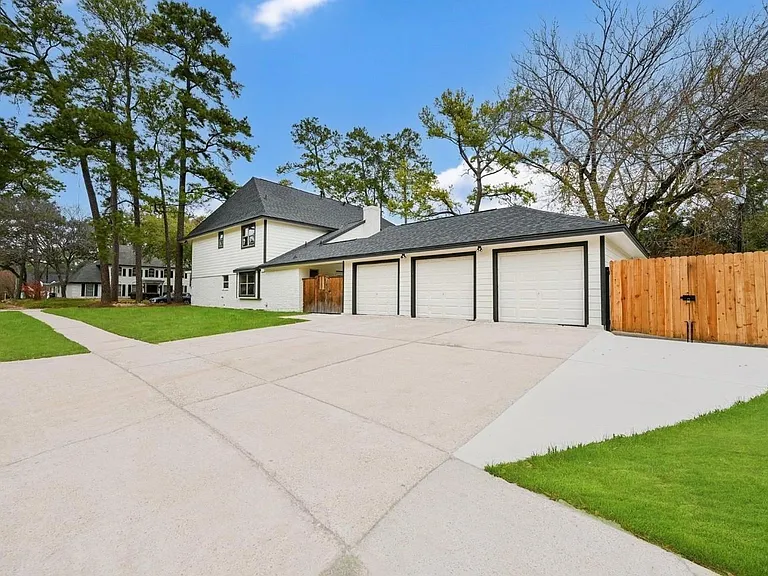 1011 Klamath Ln — Photo 13