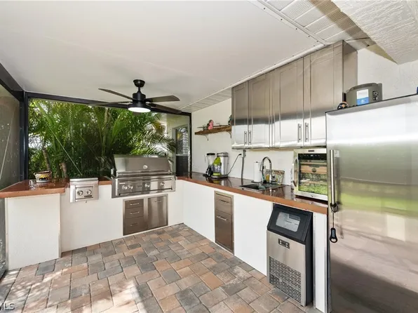 2939 NW 4th Pl, Cape Coral, FL 33993