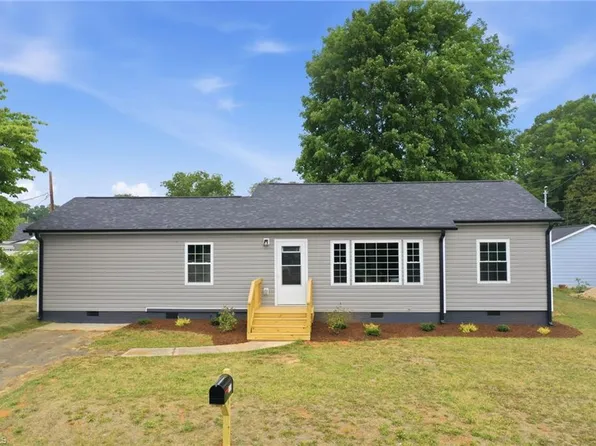 1118 Border St, Burlington, NC 27217