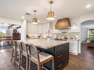 9249 N 40TH Street, Phoenix, AZ 85028