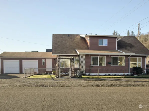 202 24th Street, Hoquiam, WA 98550