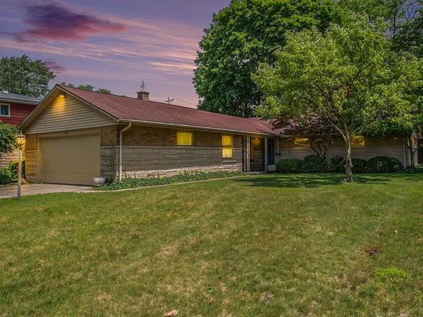 316 N Coquillard Dr, South Bend, IN 46617