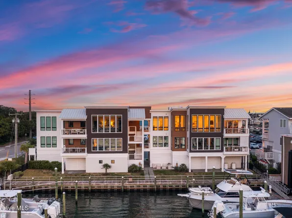 2 Marina Street Apt C, Wrightsville Beach, NC 28480