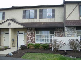 2026 Jason Dr #B, Huntingdon Valley, PA 19006