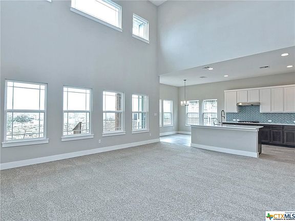 4th image of 208 Ancient Oak Way