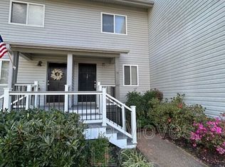 805 Stallings Rd APT 117, Taylors, SC 29687
