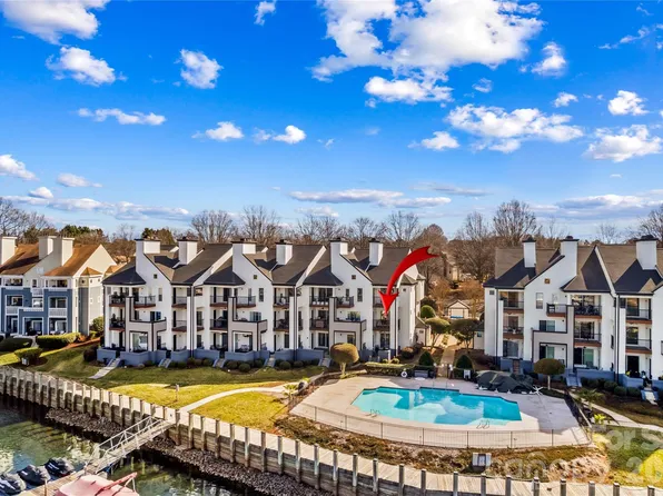 18729 Vineyard Point Ln, Cornelius, NC 28031