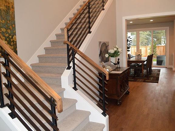 3rd image of 13928 131st Ln NE