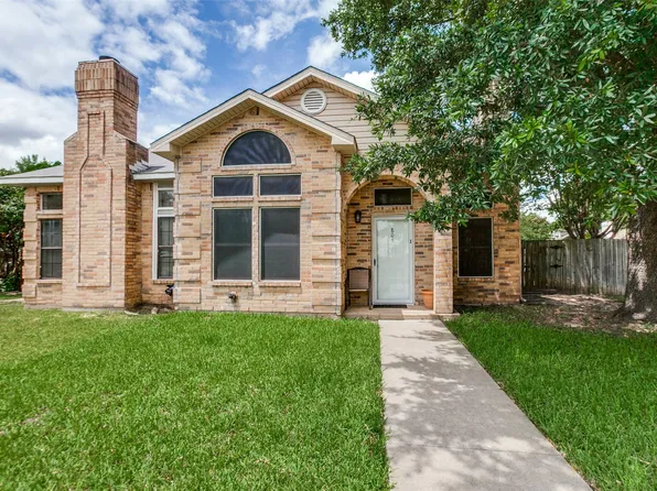 805 Brockden Dr, Mesquite, TX 75149