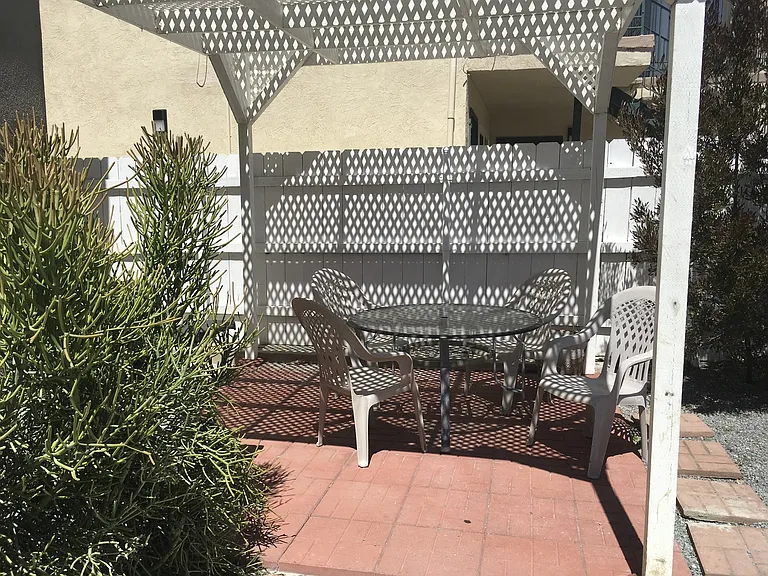 North Park 2 Bed 2 Bath Apartment! Includes 1 Car Garage + 1 Parking Space + Complimentary Washer... — Photo 7