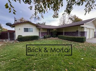 605 W Winnie Ln, Carson City, NV