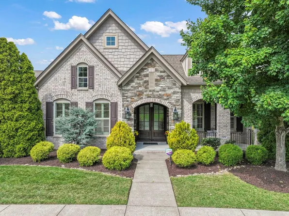 1694 Noah Ln, Gallatin, TN 37066