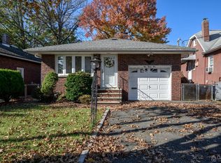 142 Raritan Rd, Linden, NJ 07036