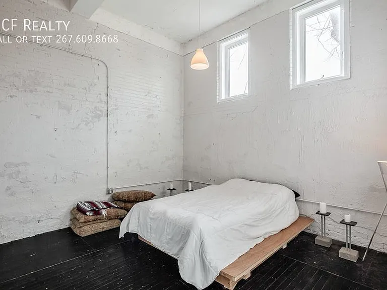 1804-08 E Hazzard St #1B — Photo 6