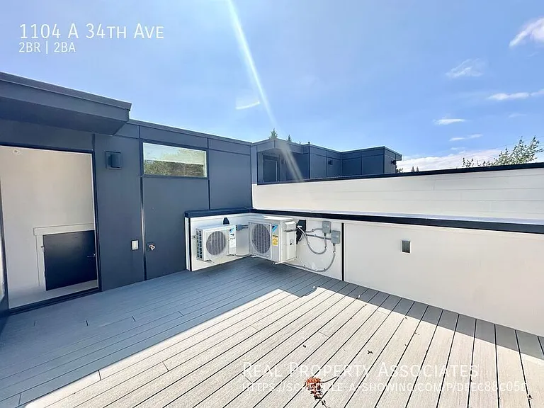 1104A 34th Ave — Photo 30