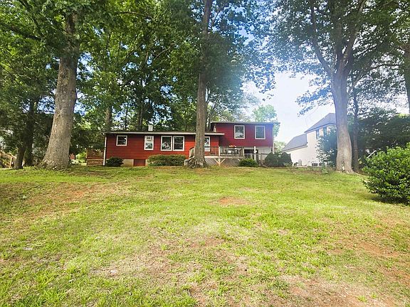 4th image of 274 Edgewater Rd