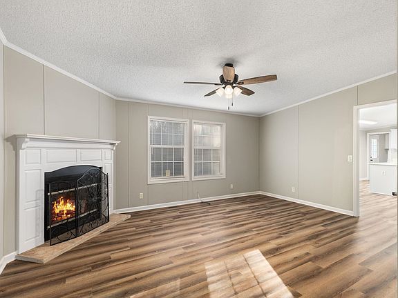 3rd image of 138 Clopton Dr