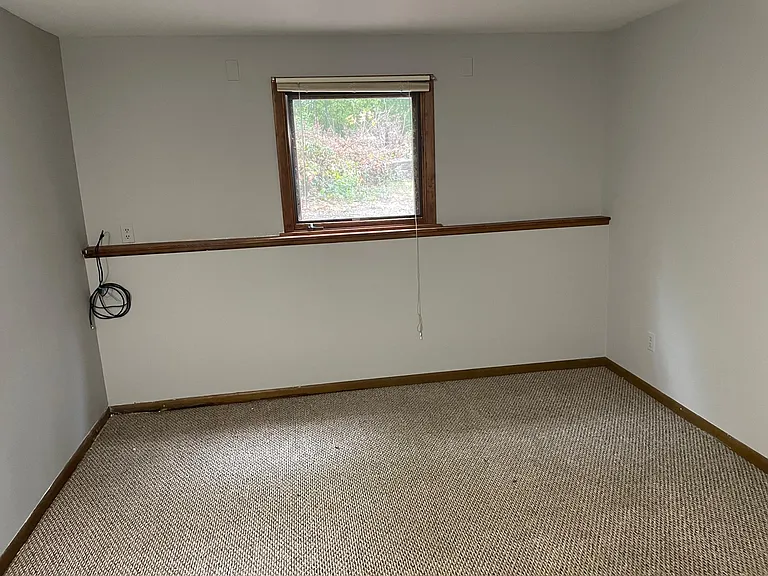 2510 Woodcliff Ave SE — Photo 15