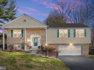 3439 Woodburn Rd, Annandale, VA 22003