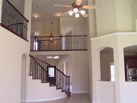 4th image of 15261 Appaloosa Dr