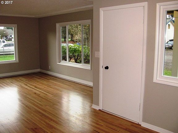 4th image of 4900 NE 103rd St