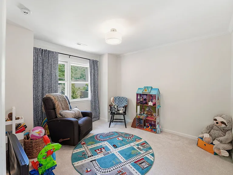 8904 Arley Dr — Photo 18