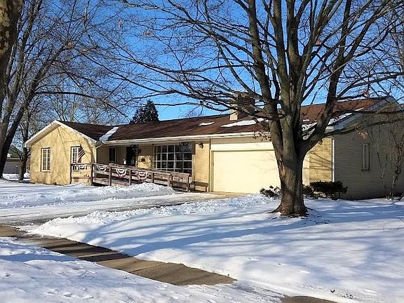 2nd image of 4030 Chamberlain Ave SE