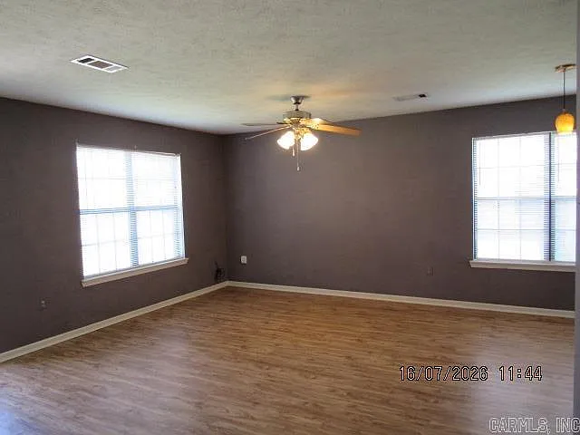 1310 Choate St — Photo 3