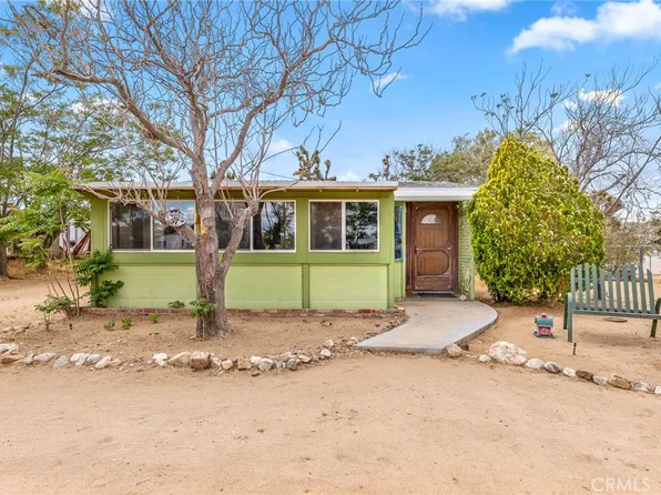 7526 Palm Ave, Yucca Valley, CA 92284