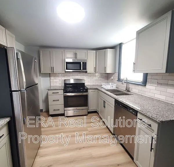 548 S Wayne Ave — Photo 24