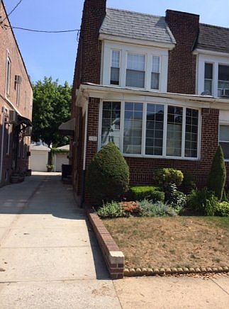 1st image of 1721 E 31st St